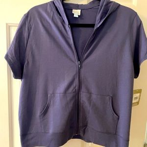 XXL Light weight, short sleeve hoodie. NWT.